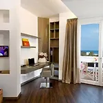 Acapulco Hotel 3*