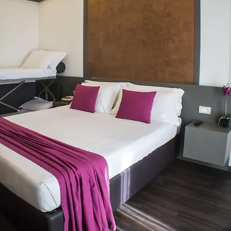 Acapulco Hotel 3*