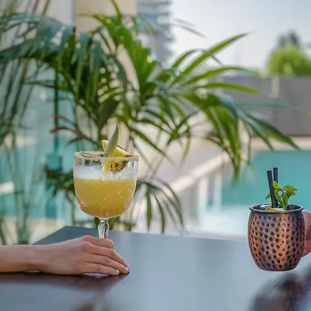 Acapulco Hotel