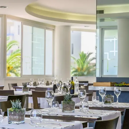 Acapulco Hotel