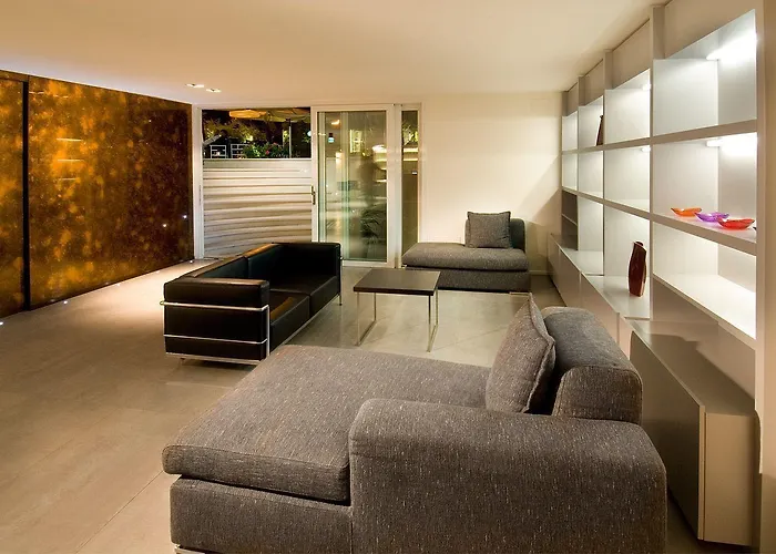 Acapulco Hotel 3*